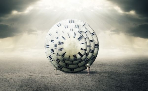 O FLUXO DO TEMPO NO INTERMEDIÁRIO